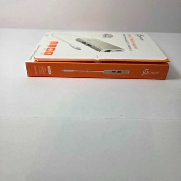 NWT - j5create USB-C Multi-Adapter (Model JCA374) - Picture 8 of 8